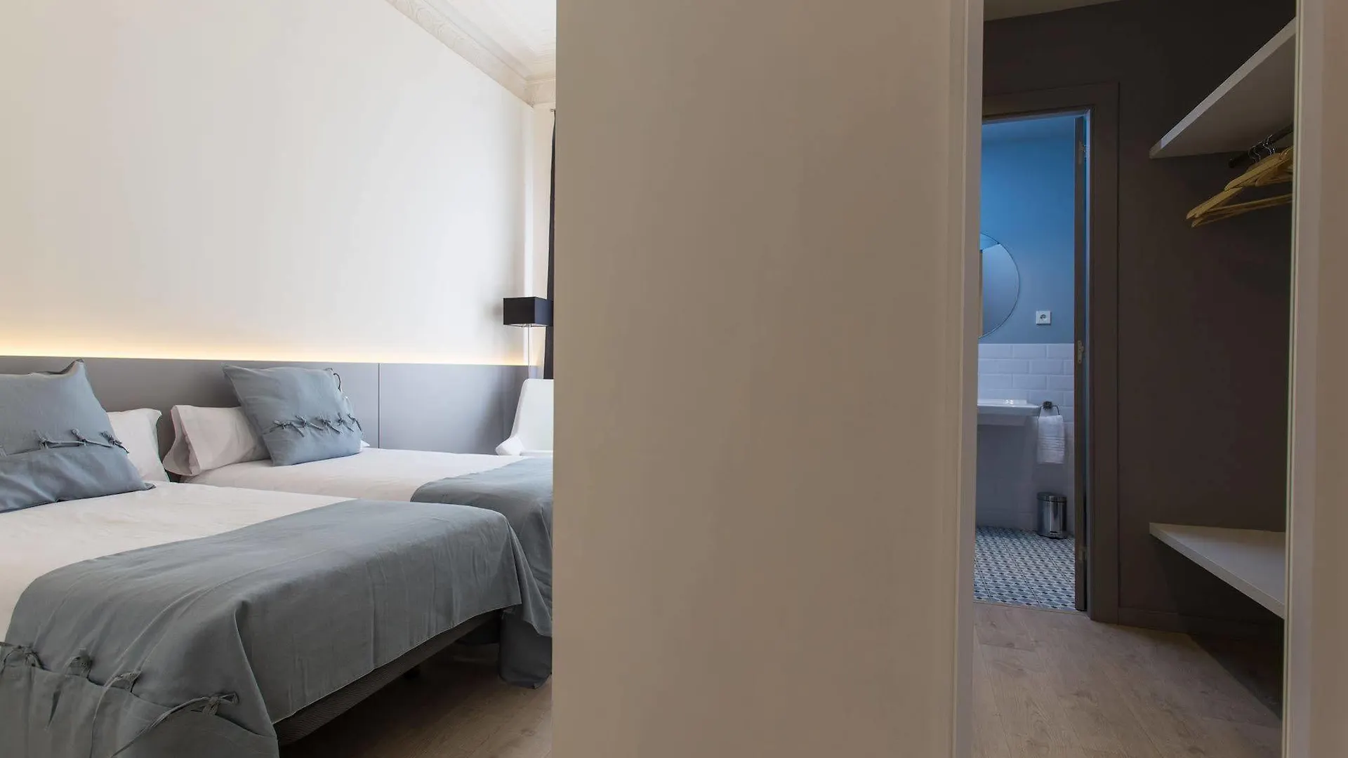 Izaila Plaza Catalunya Hotel Barcelona